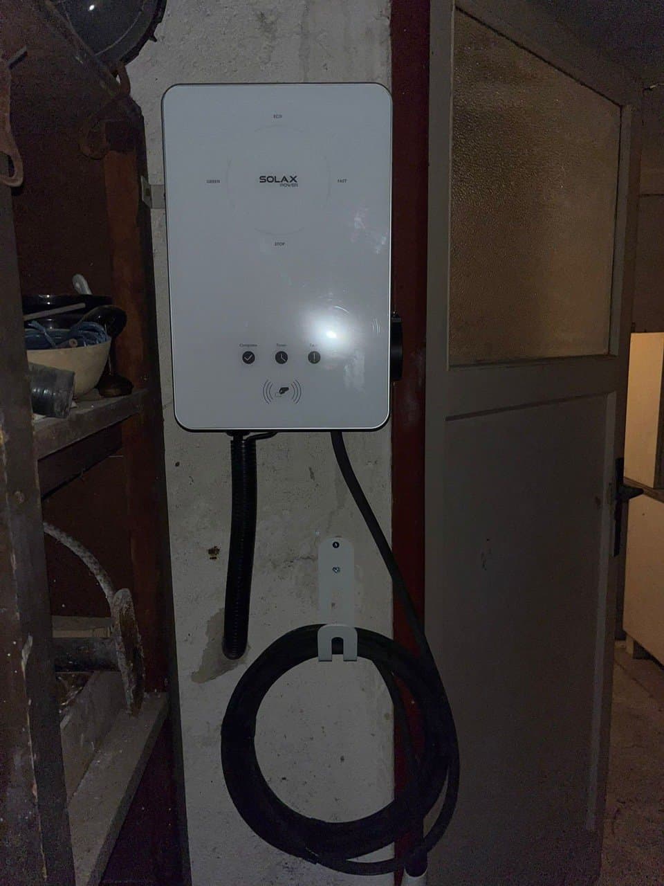 Firma PINE FVE 4 Hybridní fotovoltaická elektrárna